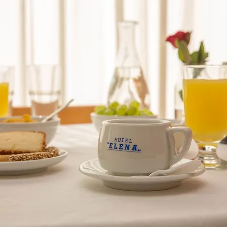 Hotell Elena 2*