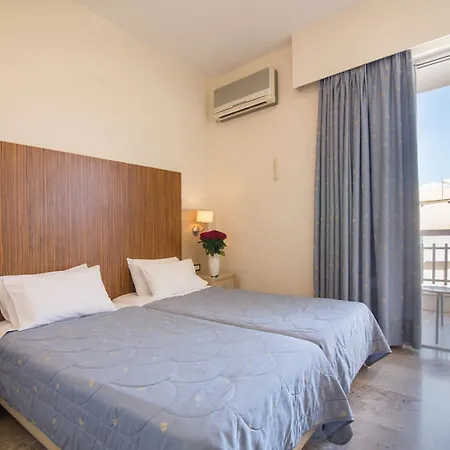Hotel Elena 2*