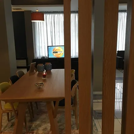 Hotel Elena